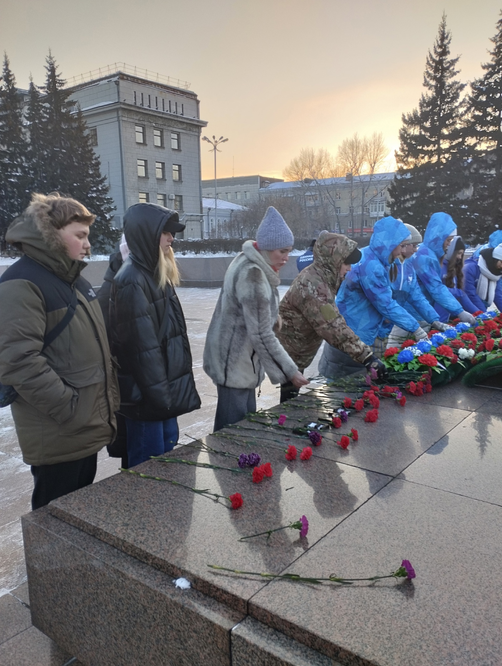 Возложение цветов в честь 80-летия со дня победы  в Сталинградской битве.